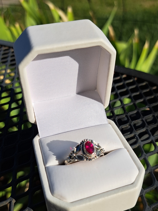 Jewelry - Sterling Silver Rubellite Gemstone Ring - Elegant Floral Design Sz 7
